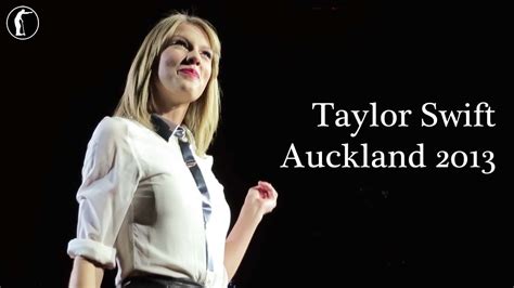 New zealand taylor swift - skip to 40seconds, I apologize for the loss of sound, did not realize it cuts the sound when zooming in and out